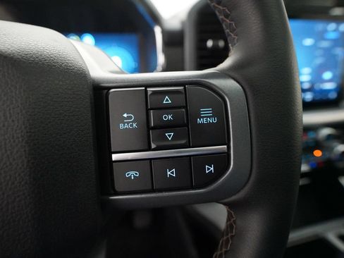 Used 2025 Ford F150 Lariat w/ Equipment Group 501A Mid AWD/4WD image 17