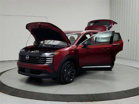 New 2026 Nissan Kicks SR w/ SR Premium Package image 11