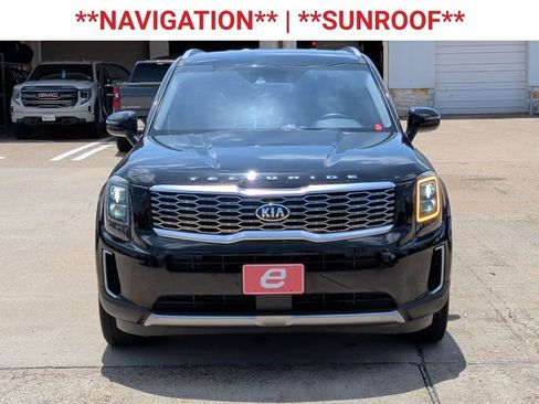 Used 2021 Kia Telluride EX w/ EX Premium Package FWD image 2