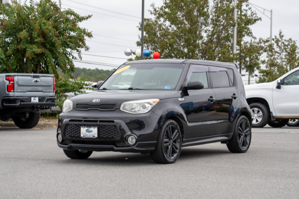 Used 2016 Kia Soul + w/ Tarmac Special Edition FWD image 3