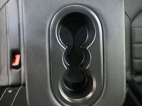 Used 2024 Volkswagen Atlas SEL AWD/4WD image 18