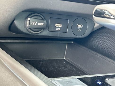 New 2025 Hyundai Elantra SE image 27