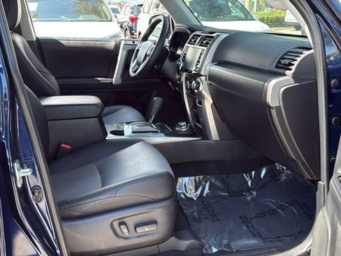 Used 2022 Toyota 4Runner SR5 Premium w/ Moonroof Package image 11