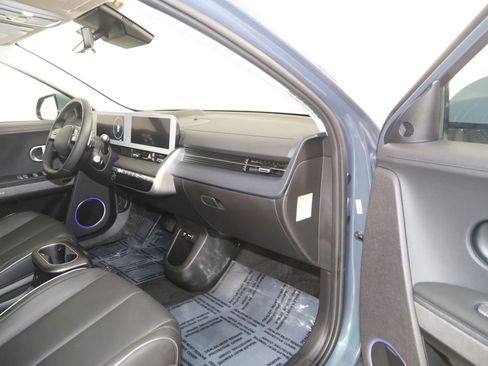 Used 2024 Hyundai Ioniq 5 Limited image 45