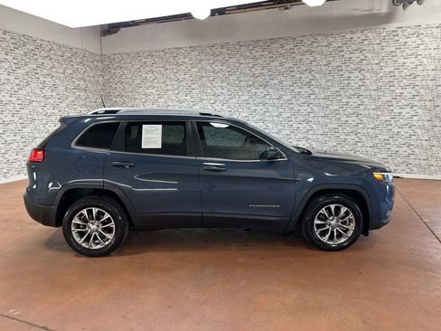 Used 2021 Jeep Cherokee Latitude Plus image 8