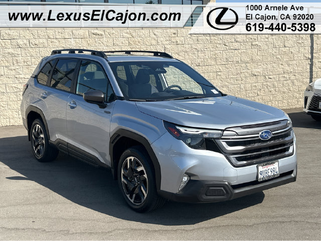 Used 2025 Subaru Forester Premium w/ Protection Package (1PH) AWD/4WD image 2