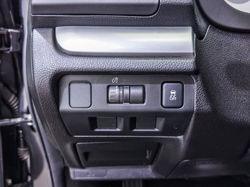 Used 2014 Subaru Impreza 2.0i Sport Premium image 21