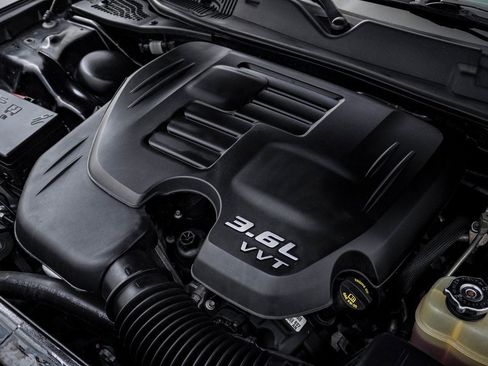 Used 2022 Dodge Challenger GT image 30