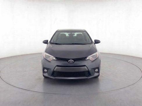 Used 2015 Toyota Corolla LE FWD image 2