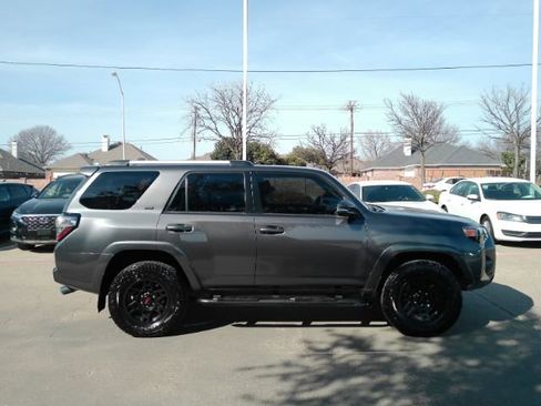 Used 2023 Toyota 4Runner SR5 Premium w/ Moonroof Package image 5