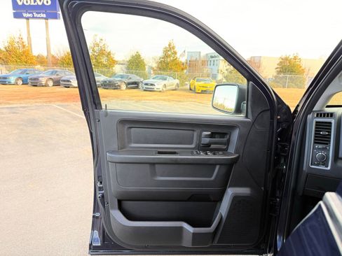 Used 2015 RAM 1500 Tradesman w/ Popular Equipment Group image 11