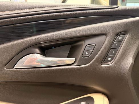 Used 2017 Buick Envision Premium image 22