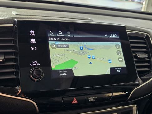 Used 2020 Honda Pilot Touring image 30