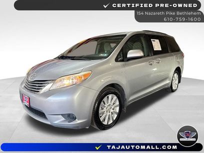 Used 2017 Toyota Sienna LE