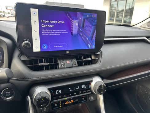 Used 2025 Toyota RAV4 Limited image 17