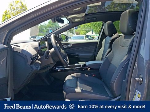 Certified 2024 Volkswagen ID.4 Pro S AWD/4WD image 18