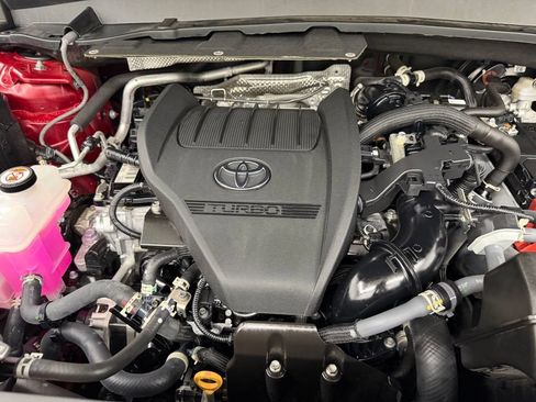 Certified 2024 Toyota Grand Highlander AWD image 41