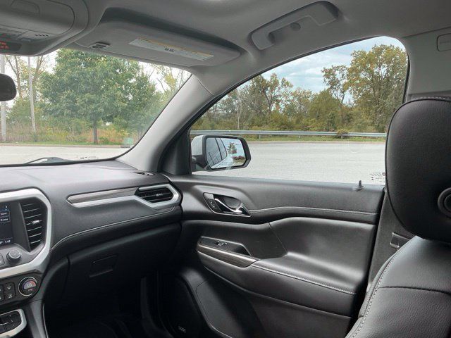 Used 2023 GMC Acadia SLT w/ Preferred Package FWD image 28