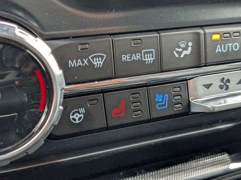 New 2025 Ford F150 Lariat w/ Equipment Group 502A High image 25