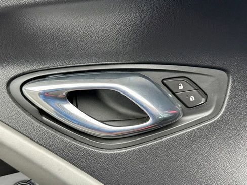 Used 2016 Chevrolet Camaro LT RWD image 21
