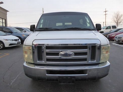 Used 2009 Ford E-350 and Econoline 350 XL image 2
