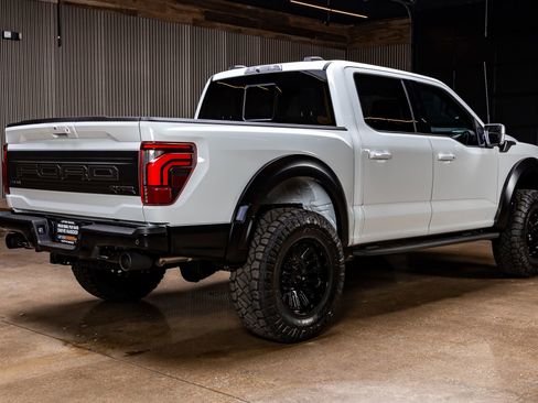 Used 2025 Ford F150 Raptor image 10