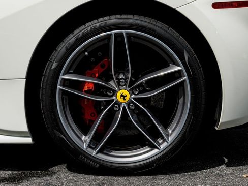 Used 2019 Ferrari 488 Spider RWD image 44