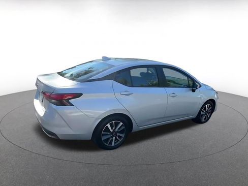 Used 2025 Nissan Versa SV FWD image 15
