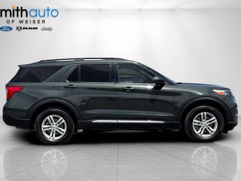 Used 2024 Ford Explorer XLT w/ Equipment Group 202A AWD/4WD image 3