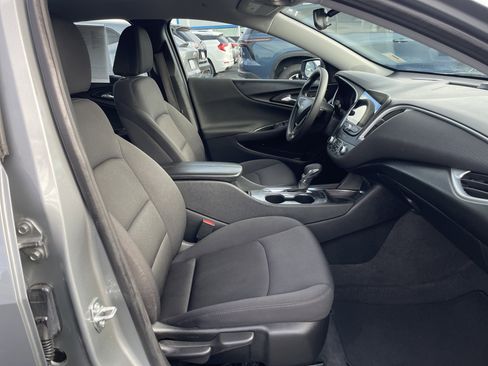 Certified 2024 Chevrolet Malibu LT image 25