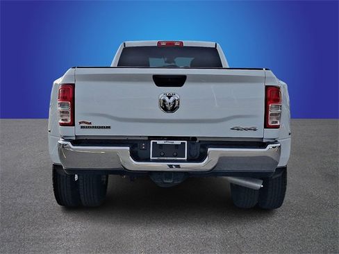 Used 2022 RAM 3500 Big Horn image 5