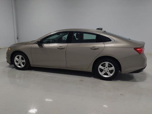 Used 2022 Chevrolet Malibu LS FWD image 3