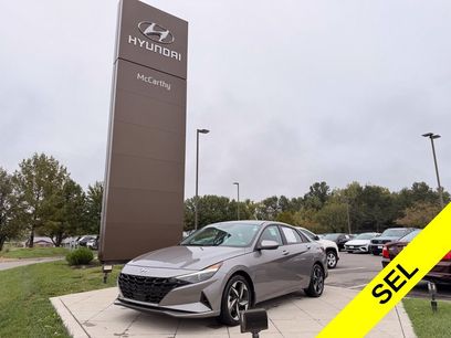 Used 2023 Hyundai Elantra SEL w/ Convenience Package