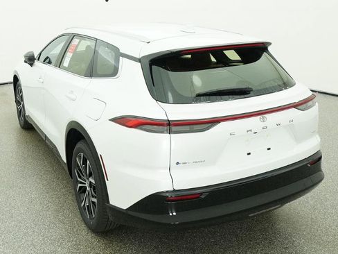 New 2026 Toyota Crown Signia AWD/4WD image 13