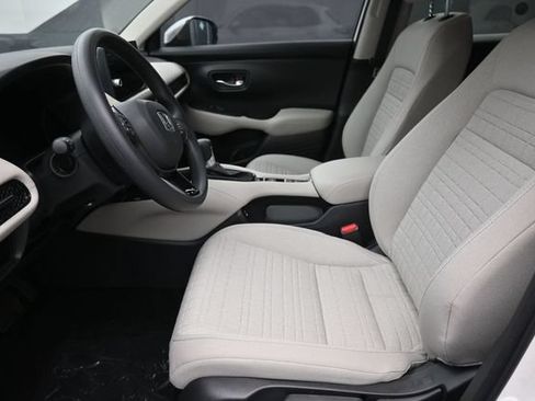 New 2027 Honda HR-V LX image 17