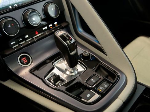 Used 2018 Jaguar F-TYPE Coupe image 25