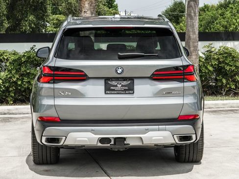 Used 2025 BMW X5 xDrive50e w/ Executive Package AWD/4WD image 6