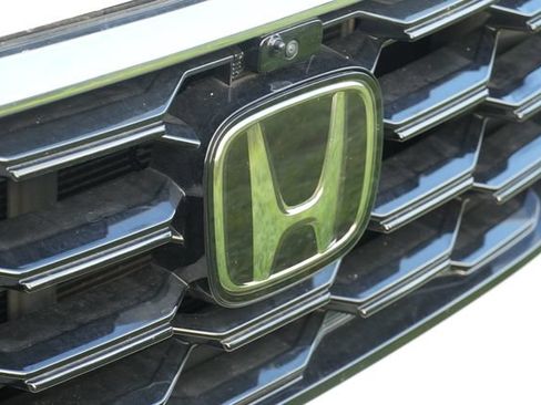 Used 2025 Honda Pilot Elite image 10