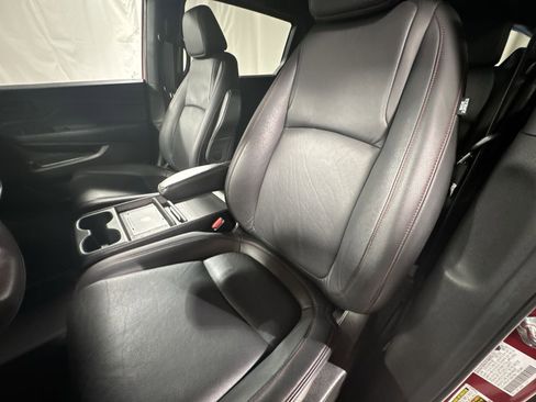 Used 2025 Honda Odyssey Sport-L image 18