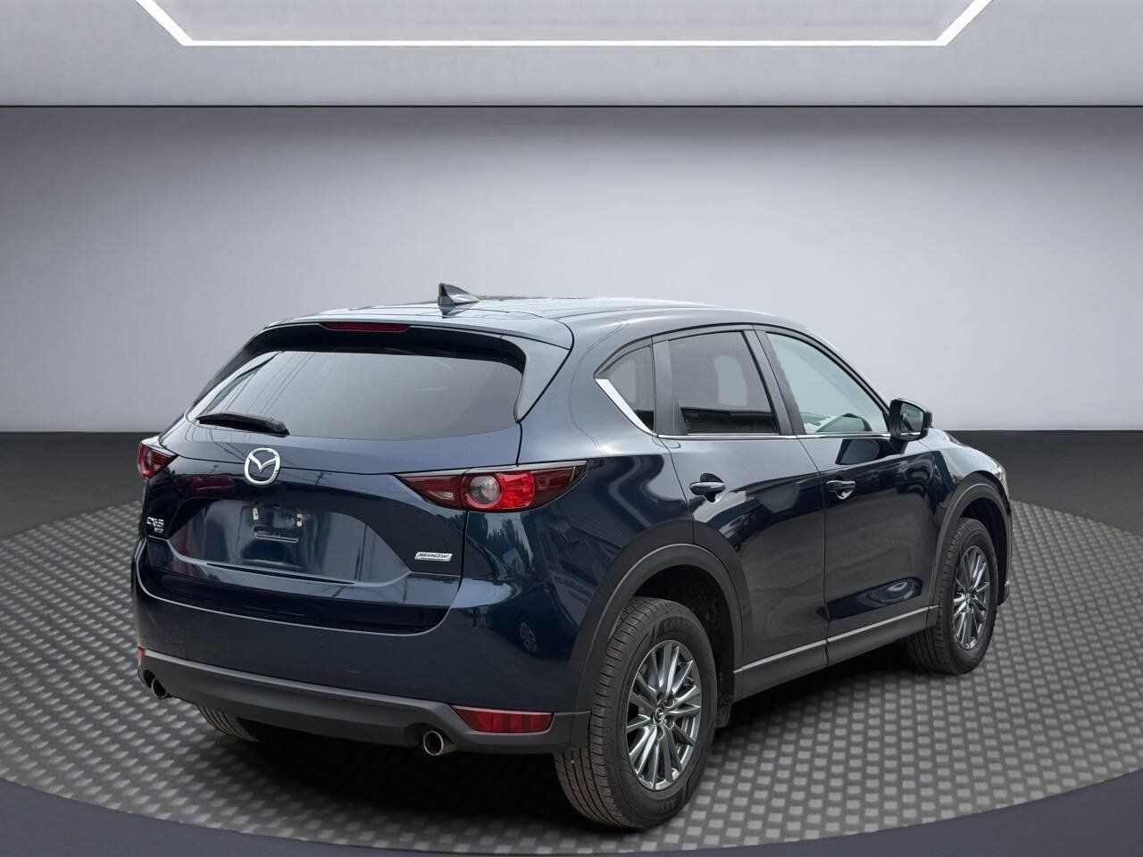 Used 2017 MAZDA CX-5 Touring w/ Preferred Equipment Package AWD/4WD image 7