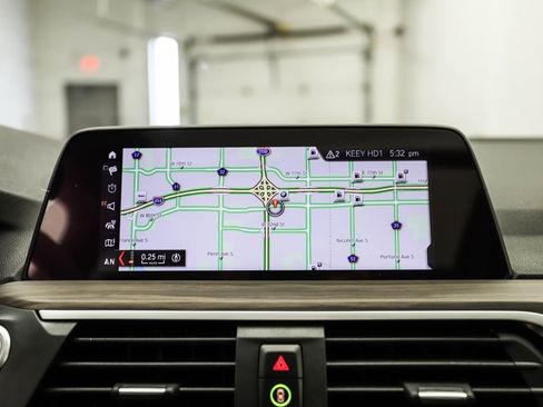 Used 2021 BMW X3 xDrive30i w/ Convenience Package (ZC2) image 26