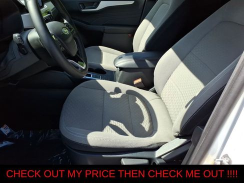 Used 2022 Ford Escape SE w/ SE Sport Appearance Package AWD/4WD image 13