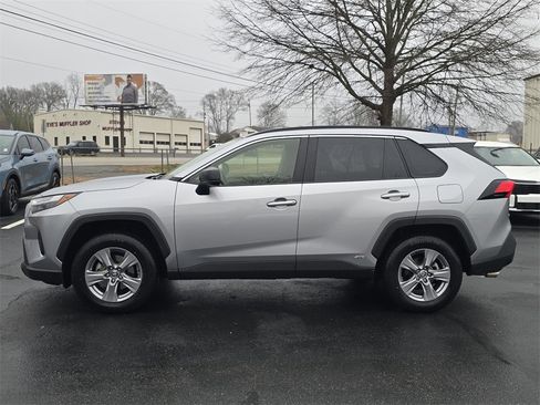 Used 2023 Toyota RAV4 LE image 6