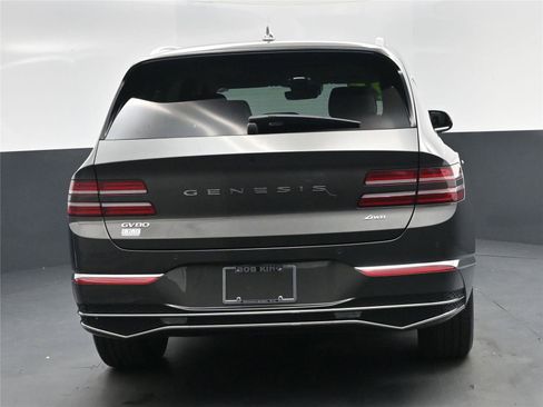 Used 2025 Genesis GV80 2.5T Select image 13