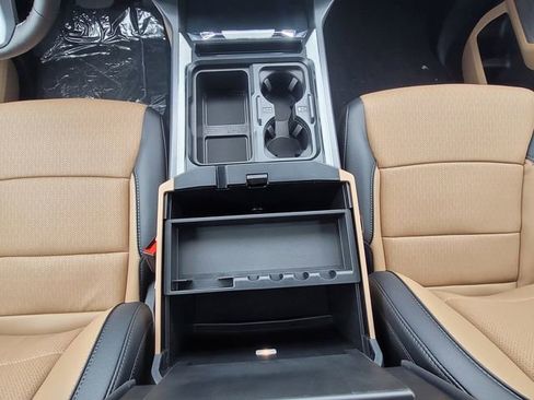 New 2025 Ford F250 Lariat w/ Lariat Ultimate Package AWD/4WD image 21