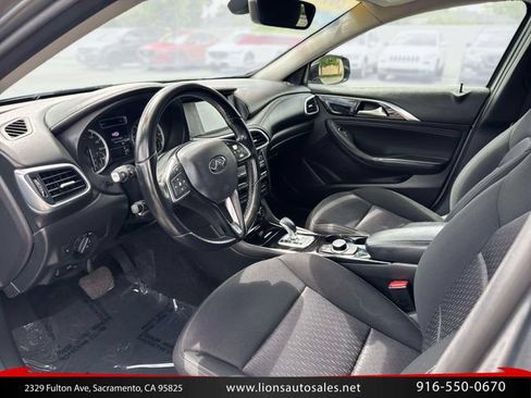 Used 2019 INFINITI QX30 FWD image 13