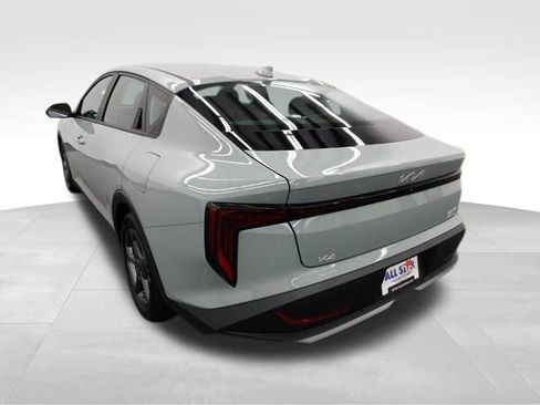 Used 2025 Kia K4 LXS image 13