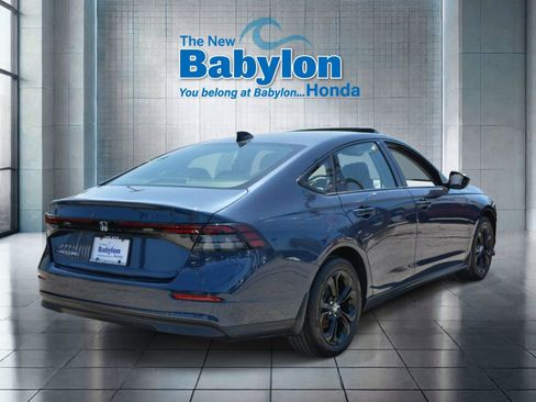 Used 2025 Honda Accord SE image 4