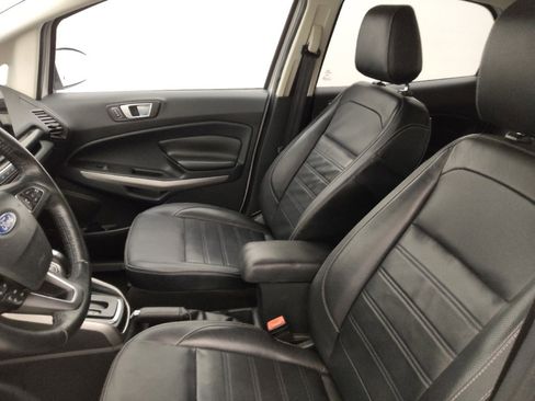 Used 2018 Ford EcoSport Titanium FWD image 17