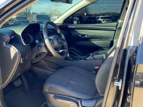 Used 2023 Hyundai Tucson SE image 11